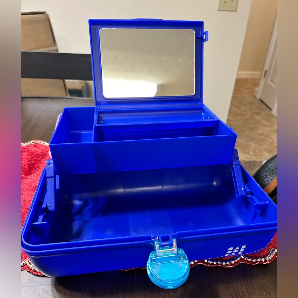 Caboodles Purple and Dark Blue Cosmetic Case - Picture 4 of 5